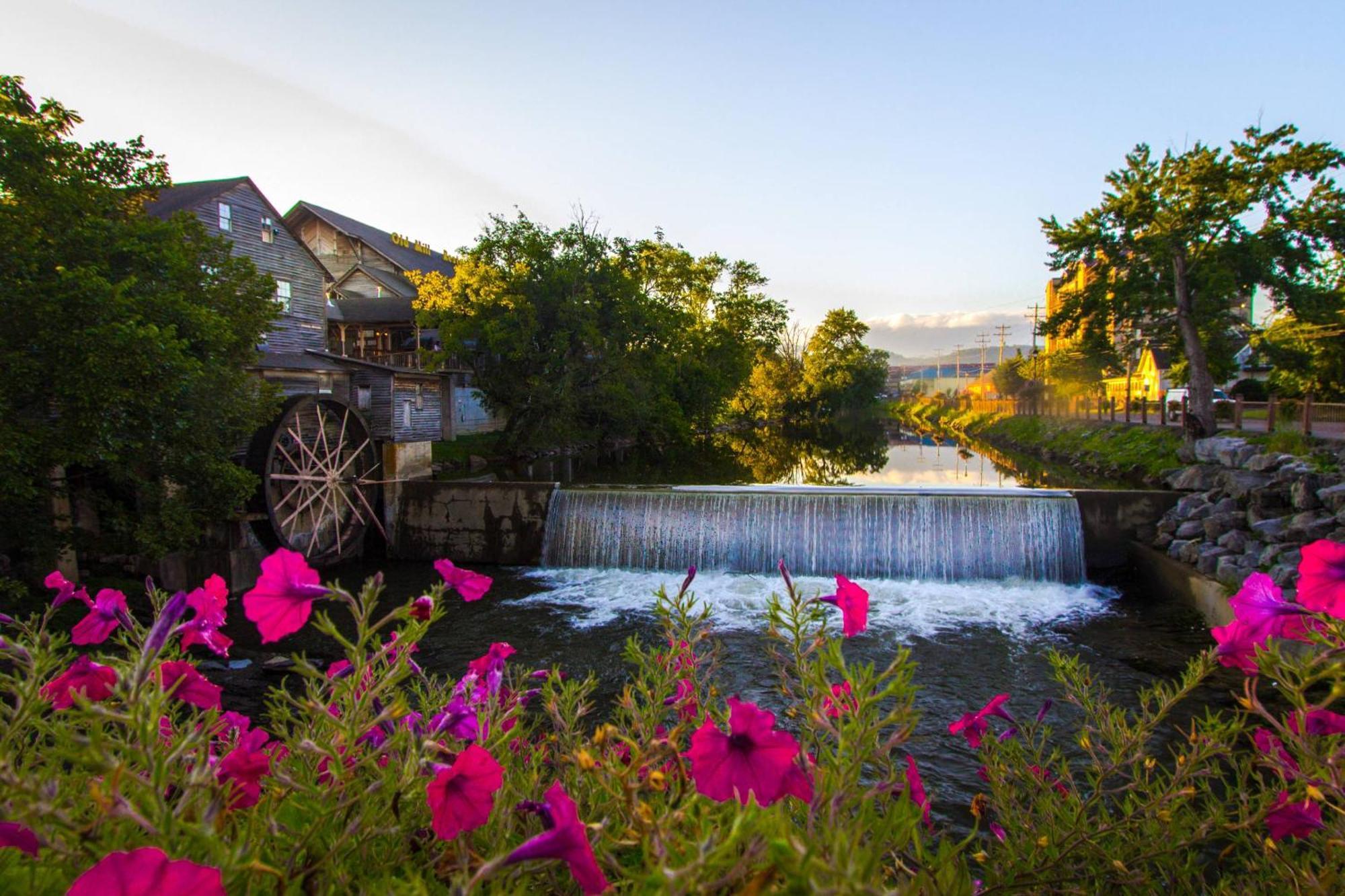 Hidden Hollow Pigeon Forge Exterior foto
